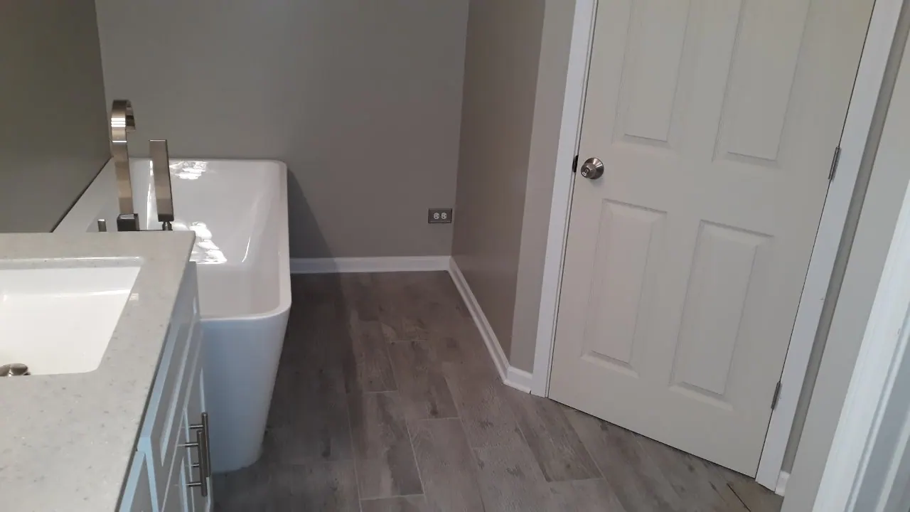 Finished full bathroom remodel, an Excel install in Chicagoland's south suburbs