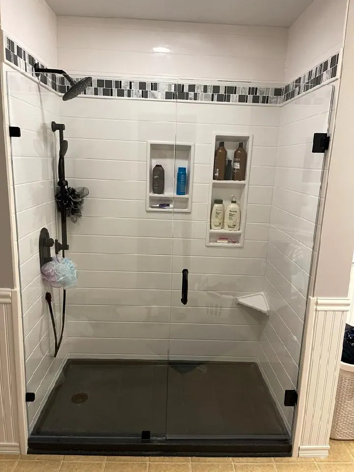 Finished walk-in shower, an Excel install in Chicagoland's south suburbs