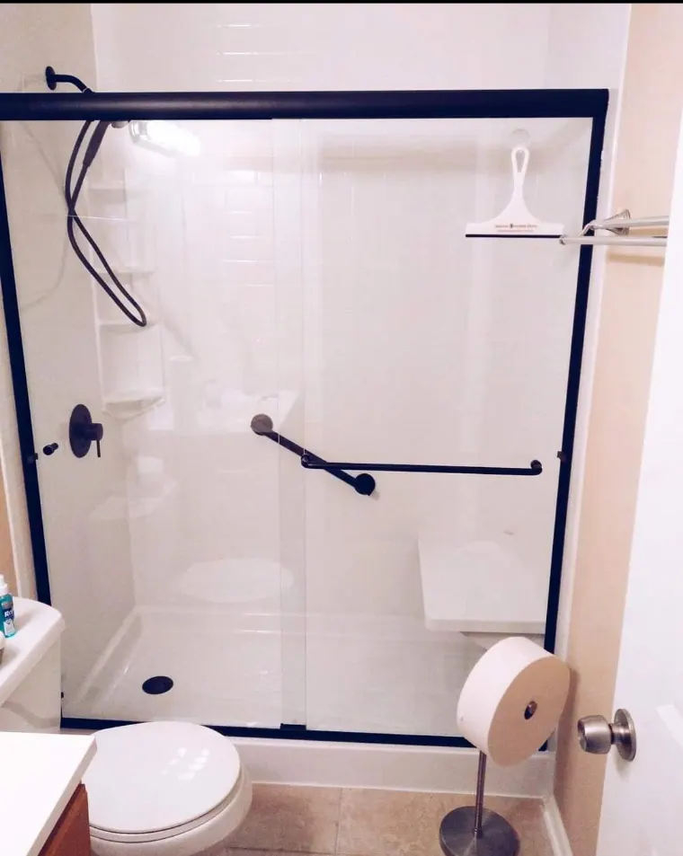 Finished walk-in shower, an Excel install in Chicagoland's south suburbs